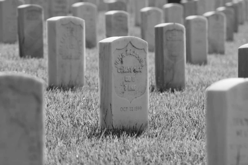 graveyard2bw